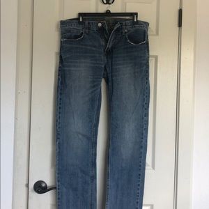 American eagle men’s jeans 32/34